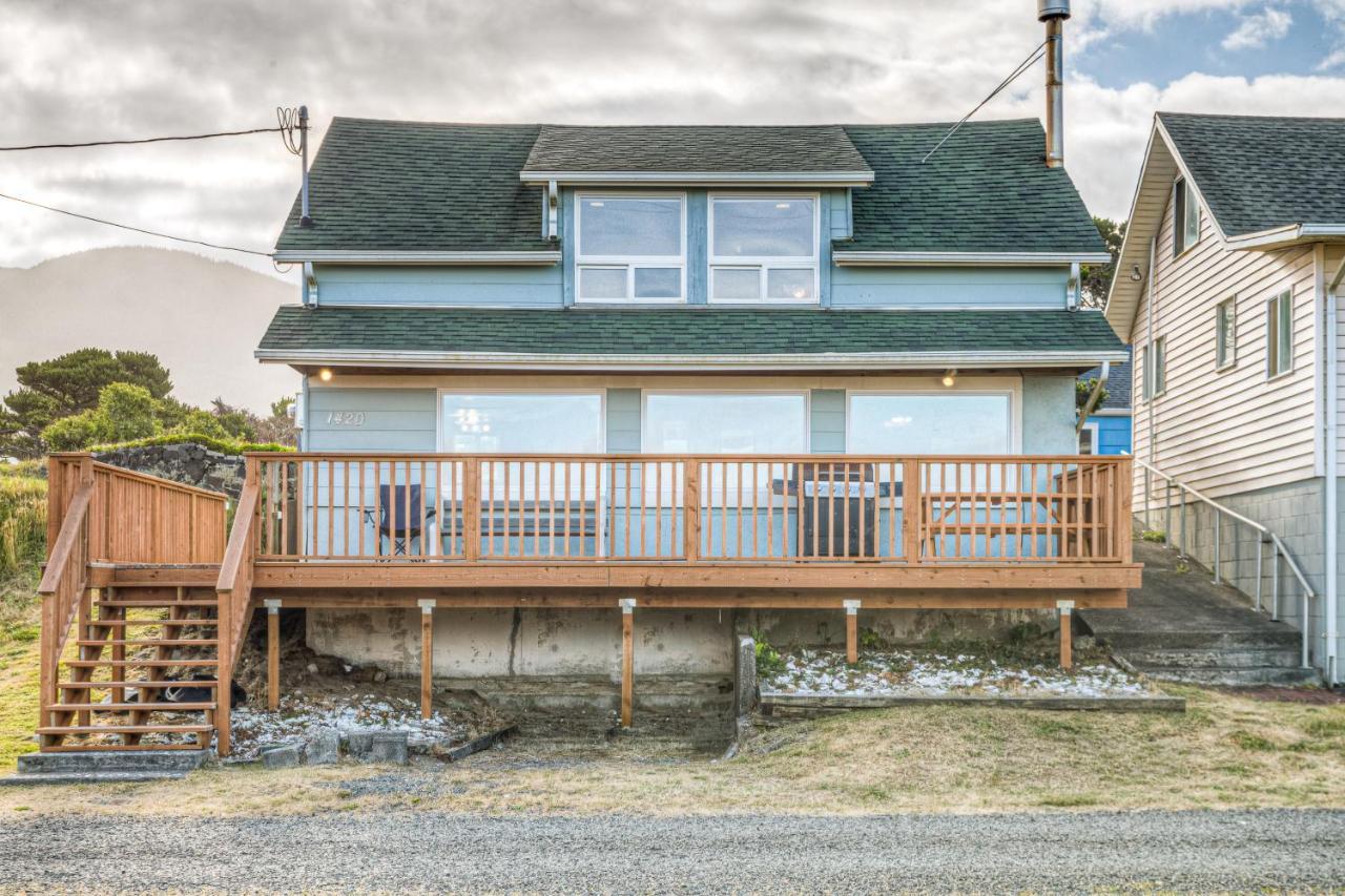 Elbow'S Inn Rockaway Beach Exterior foto